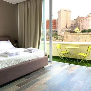 Vista - Piazza Yenne 3*, Cagliari Italien