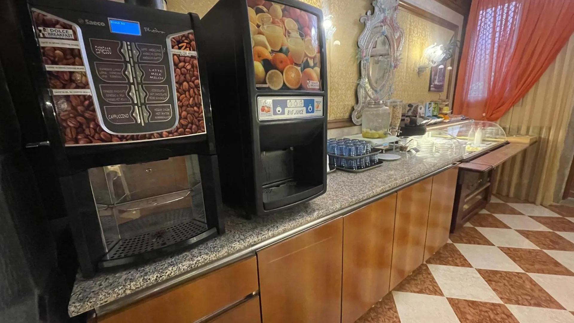 Hotel Fontana Venedig 3*,  Italien