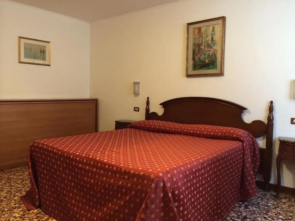 Hotel Fontana Venedig