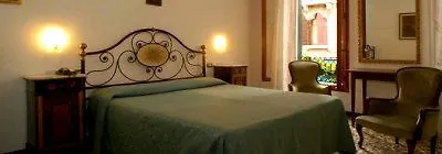 Hotel Fontana Venedig 3*,